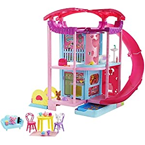 Barbie Casa de Muñecas y Parque de Juegos Chelsea
